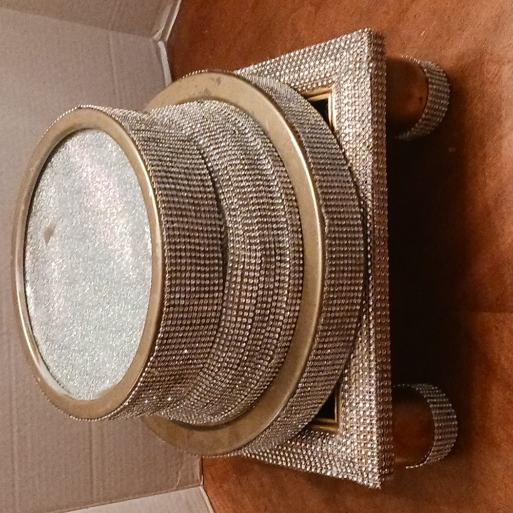 DIY DISPLAY STANDS